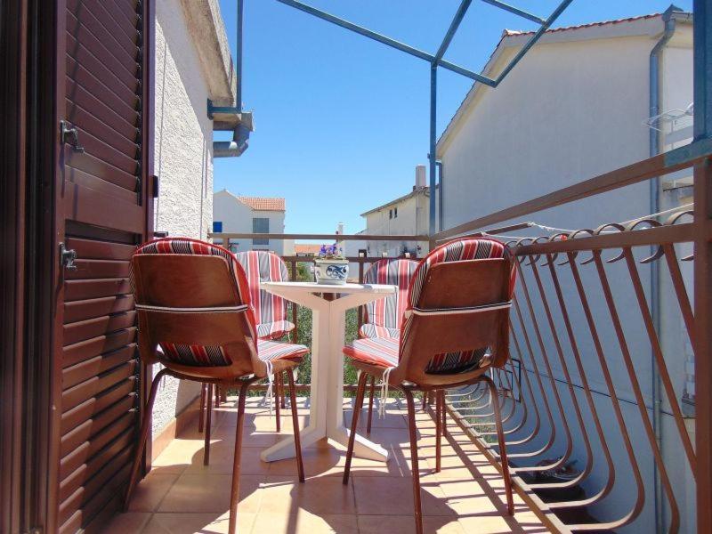 Apartment Mirjana Vodice Eksteriør billede